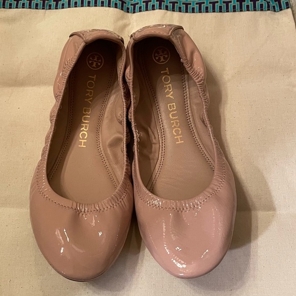 Tory Burch patent flat 6.5 Nearly NEW - Picture 5 of 5